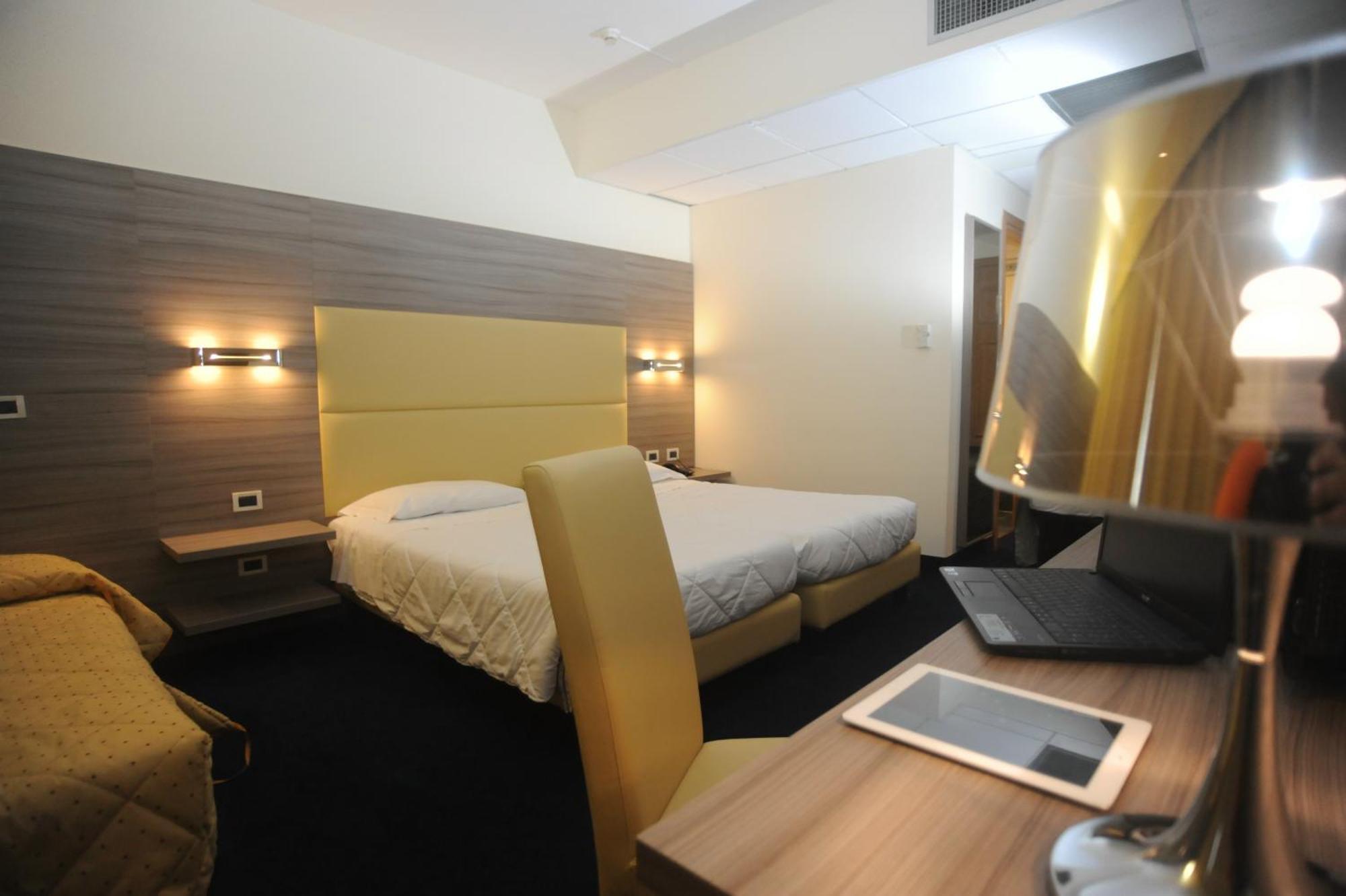 Palace Inn Rome Fiano Fiano Romano Room photo