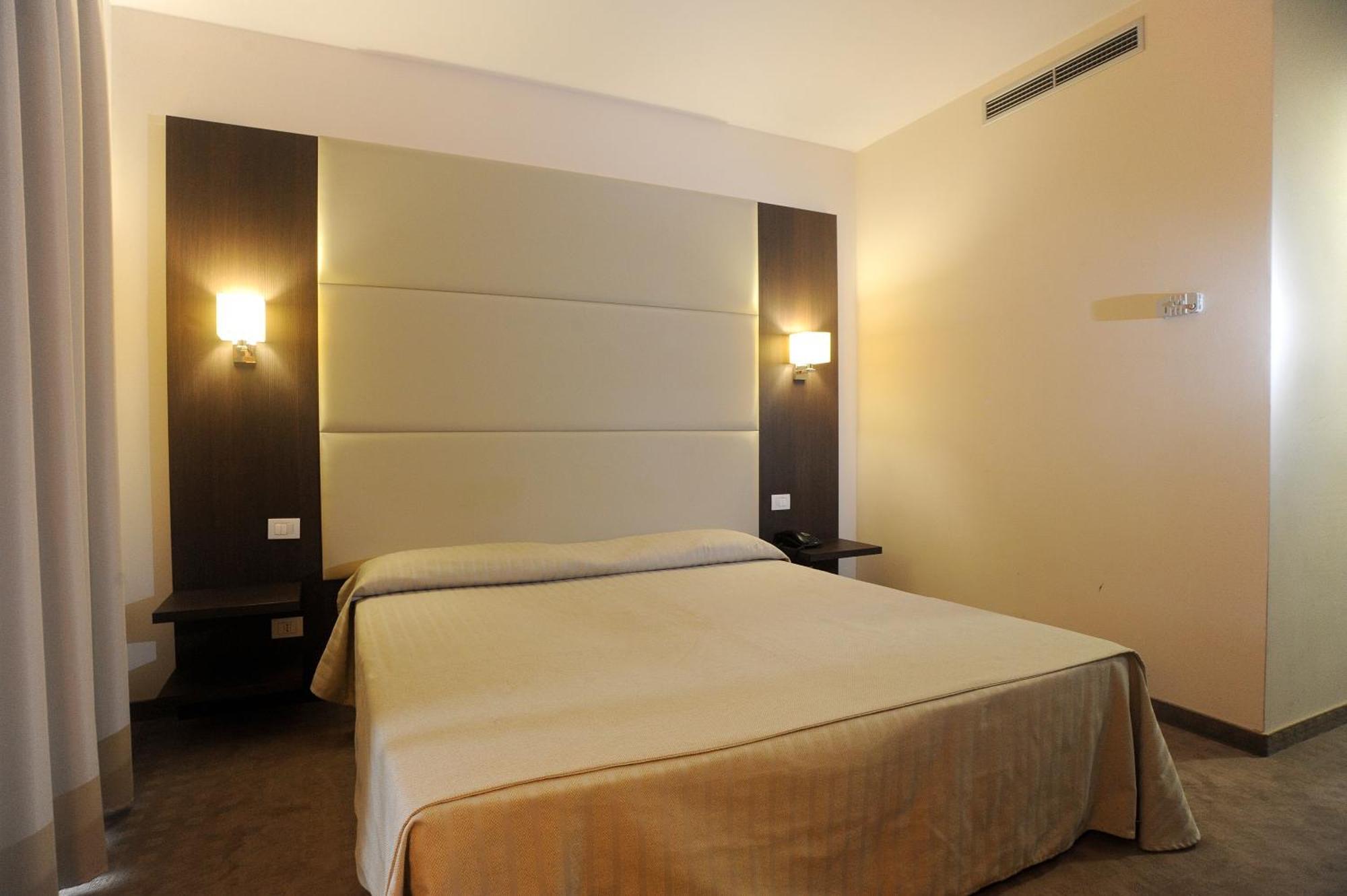 Palace Inn Rome Fiano Fiano Romano Room photo