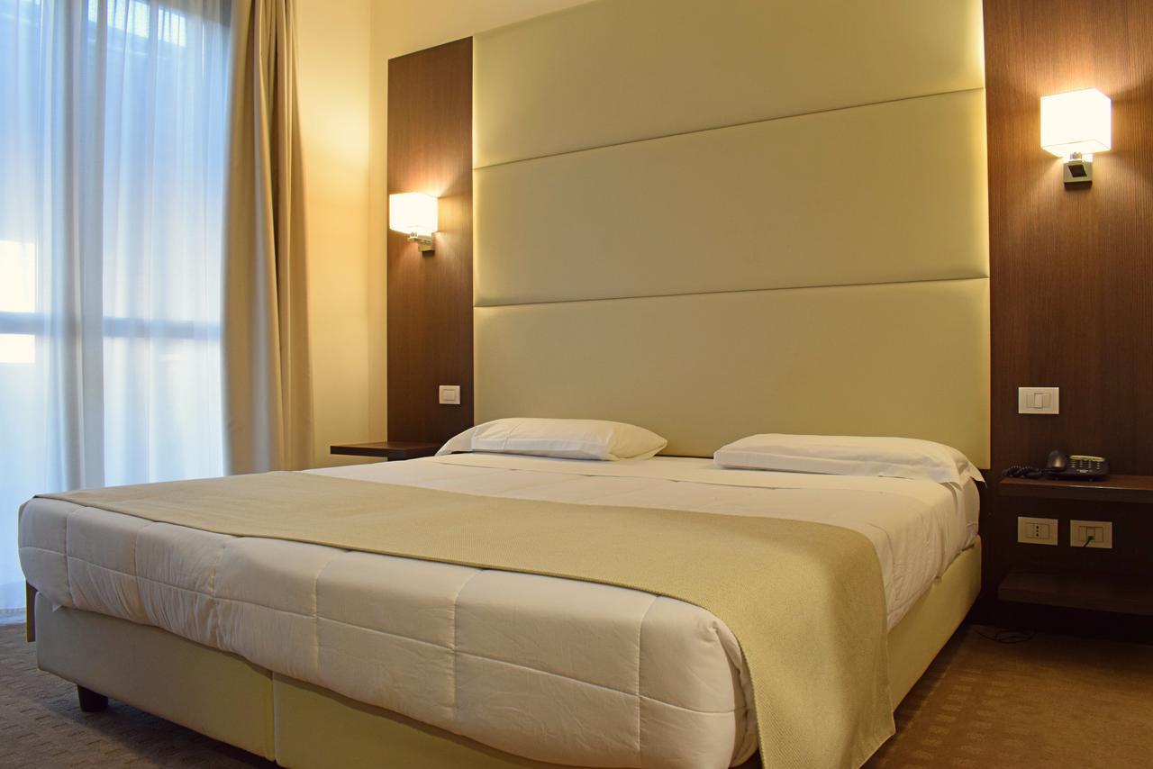 Palace Inn Rome Fiano Fiano Romano Exterior photo